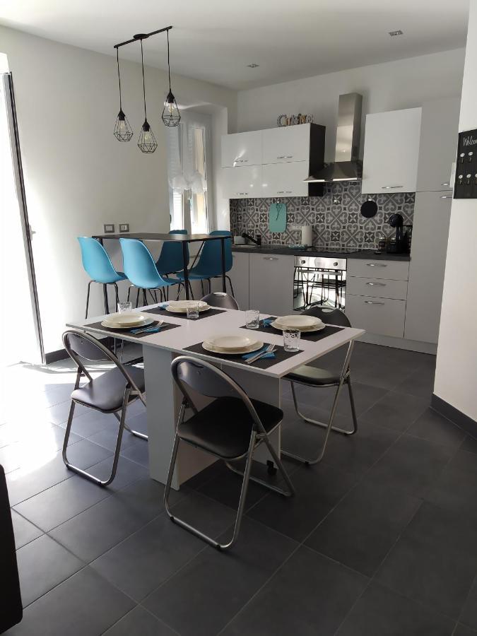Lecasedisusi Casa Blu Savona Kültér fotó